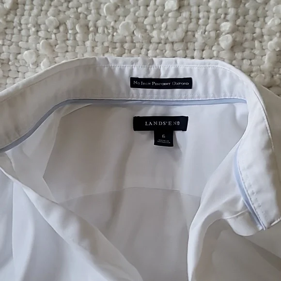 Lands' End Women's White Button-Down Shirt - Picture 6 of 6